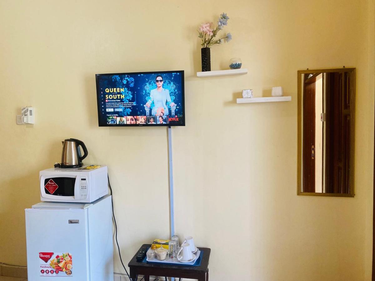 Dala Studio - Beach Road Apartman Mombasa Kültér fotó